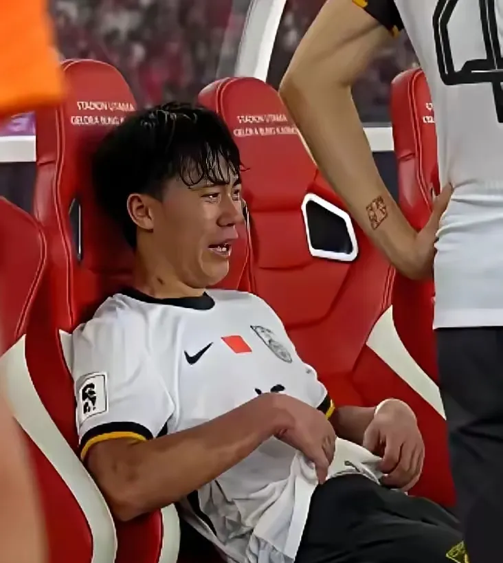 欧宝娱乐网站 -包含今夜足总杯传出新动向；巴塞罗那队长鼓劲；管理层表态——管理层满意；赛季目标并未改变的词条